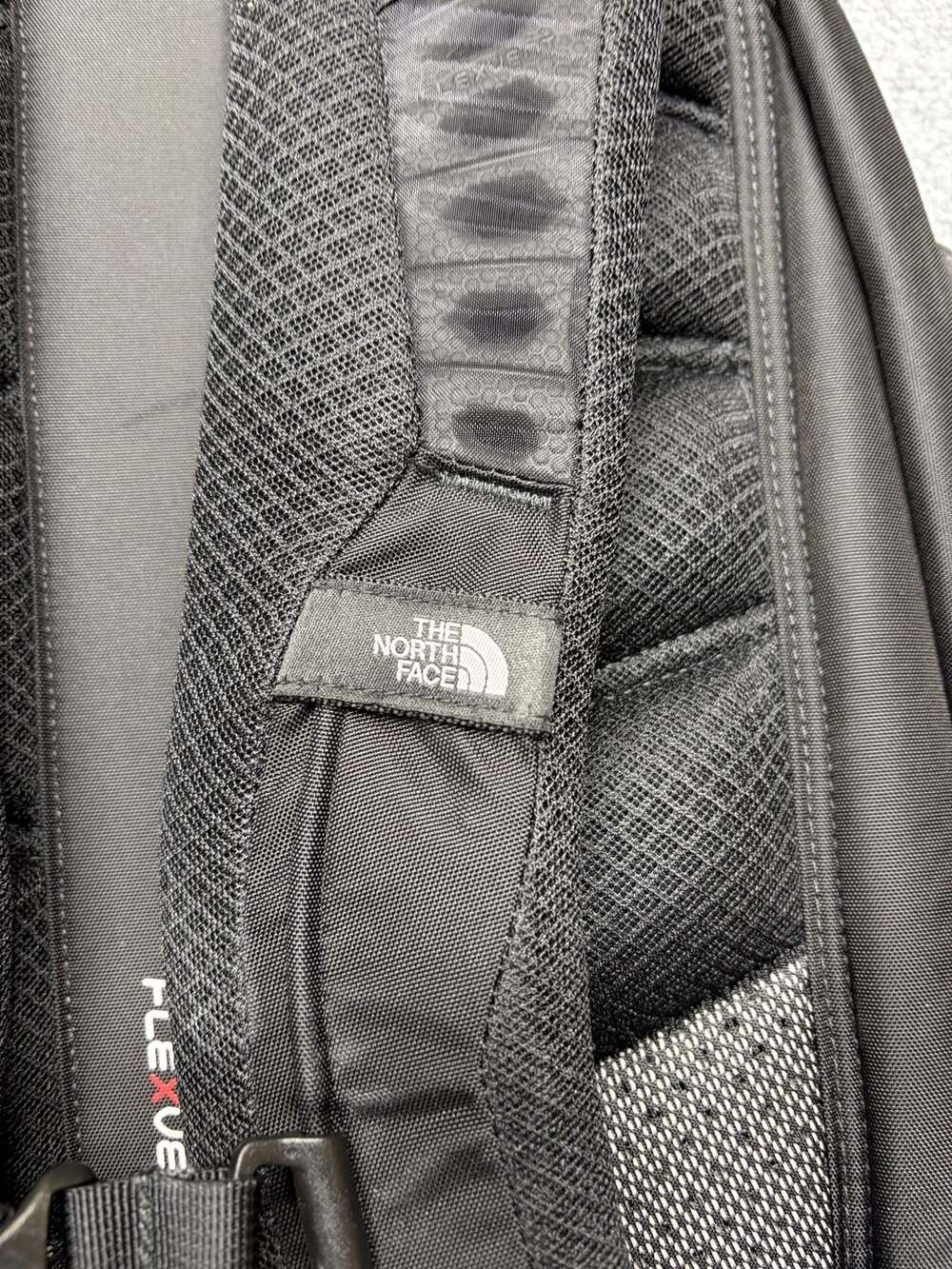 The North Face Surge FlexVent Everyday Backpack, laptop bag-Hike-black-mint-NWOT - Picture 5 of 16